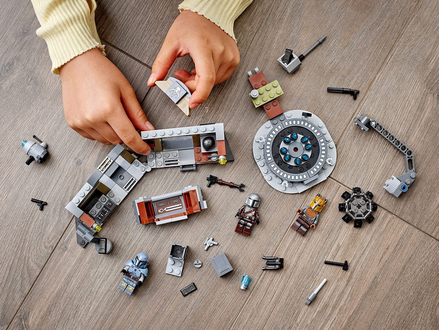 LEGO® Star Wars™ forge mandalorienne de l’Armurière 75319