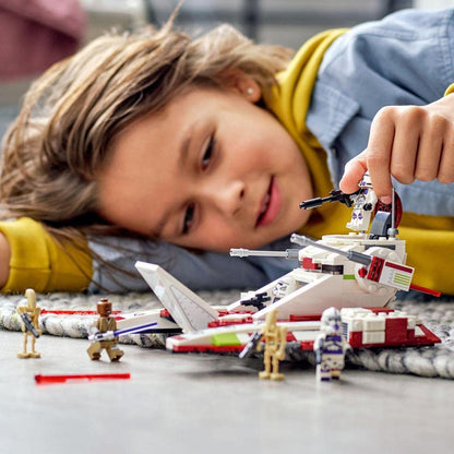 LEGO® Star Wars™ char de combat de la République 75342