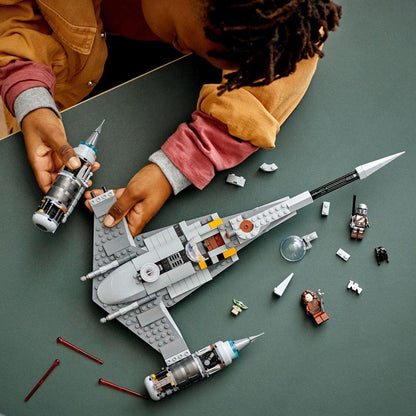 LEGO® Star Wars™ The Mandalorian’s N-1 chasseur stellaire 75325