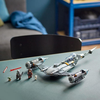 LEGO® Star Wars™ The Mandalorian’s N-1 chasseur stellaire 75325