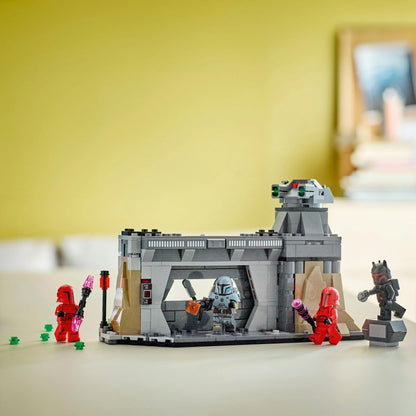 LEGO® Star Wars™ The Mandalorian combat de Paz Vizsla et Moff Gideon 75386