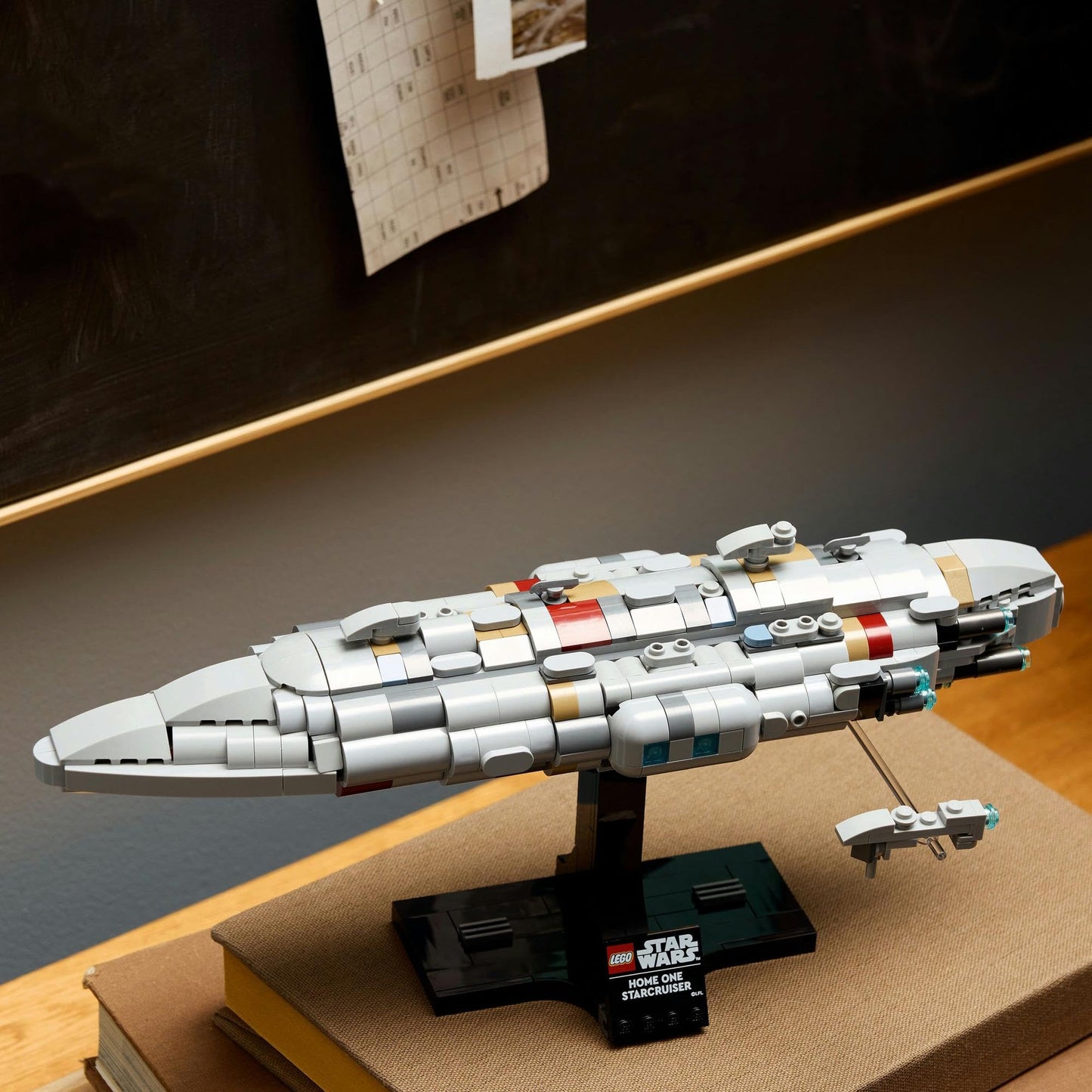 LEGO® Star Wars™ croiseur stellaire Home One 75405