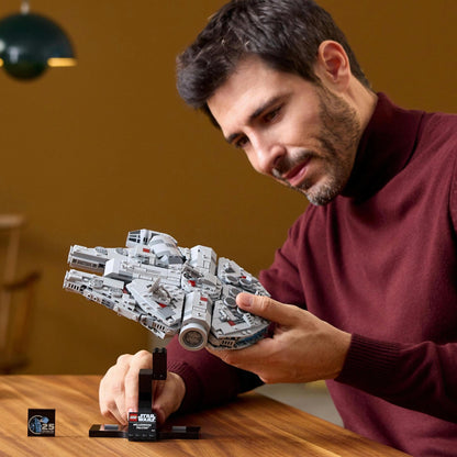 LEGO® Star Wars™ Un nouvel espoir – Faucon Millenium 75375