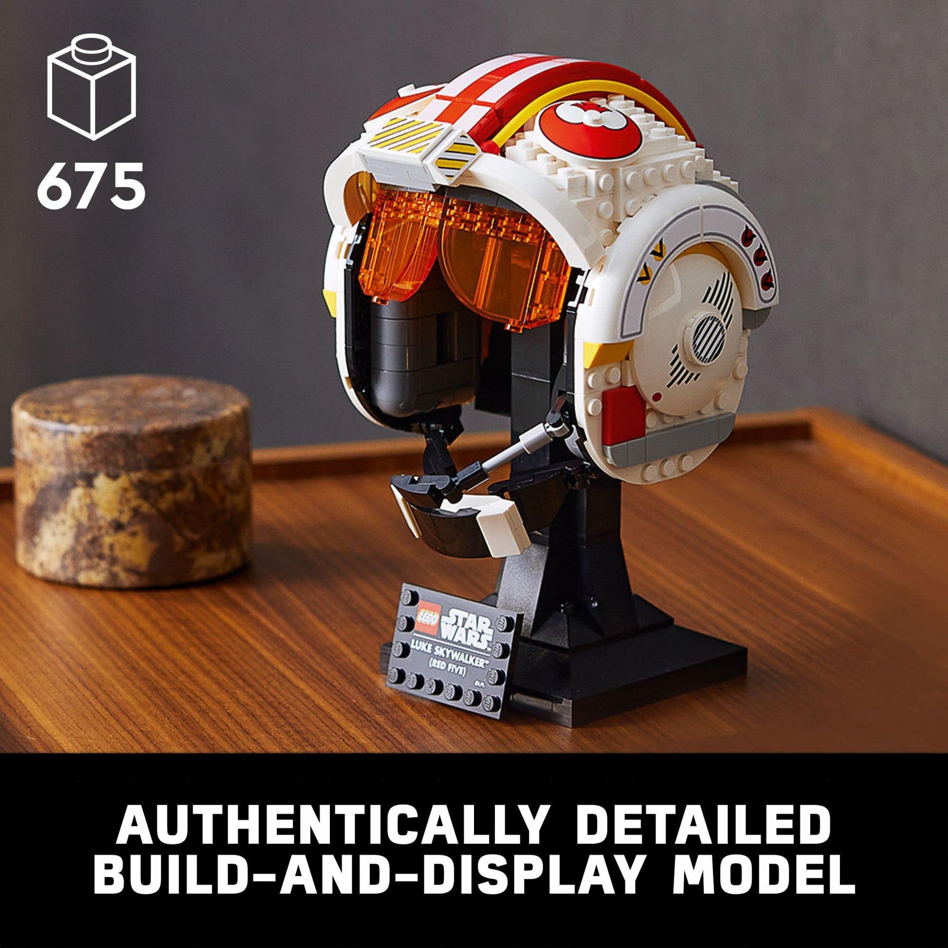 LEGO® Star Wars™ casque de Luke Skywalker (Red Five) 75327