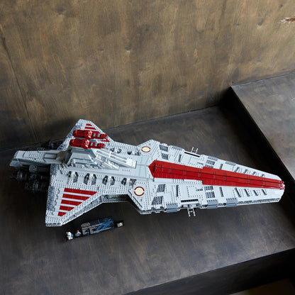 LEGO® Star Wars™ croiseur d’attaque de la République de classe Venator 75367