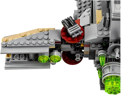 LEGO® Star Wars™ frégate de combat rebelle 75158