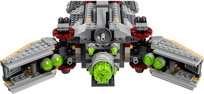 LEGO® Star Wars™ frégate de combat rebelle 75158